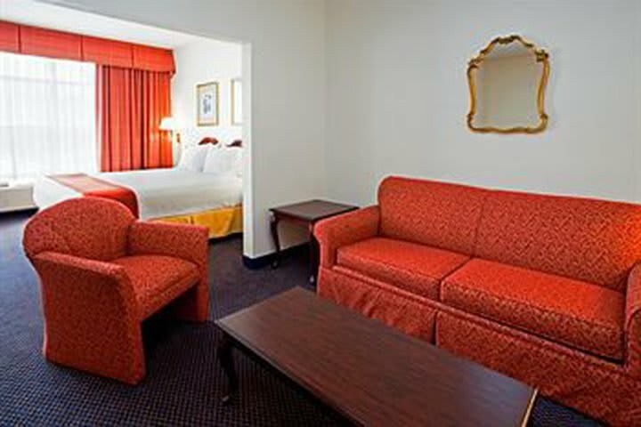 Hotel Holiday Inn Express Hillsborough (Durham Area)