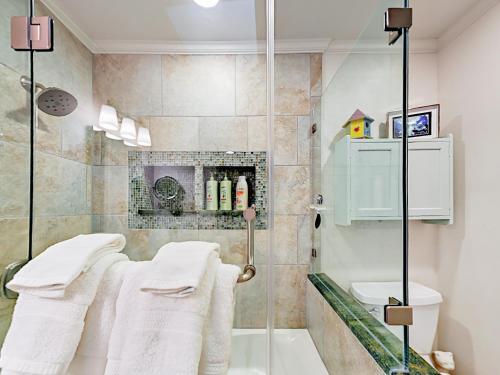 1212 Baylor Street Home