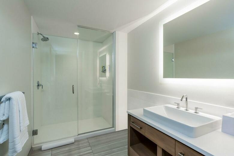 Hotel Element Austin Downtown