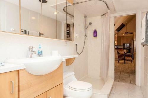 Apartamento 4 Bedroom Central Downtown Condo By Austinstays
