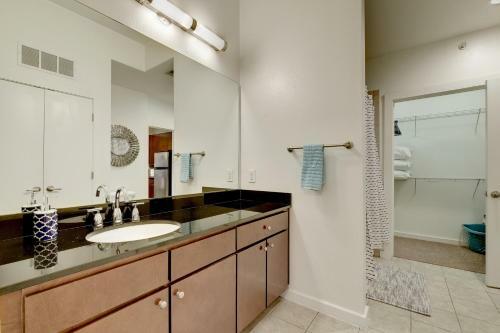 Apartamento Staylo Luxury 1 Bedroom Condo