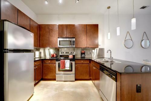 Apartamento Staylo Luxury 1 Bedroom Condo