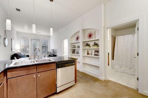 Apartamento Staylo Luxury 1 Bedroom Condo