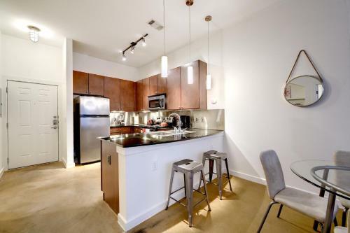Apartamento Staylo Luxury 1 Bedroom Condo