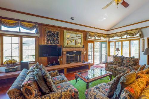 Wayne Creek Residence