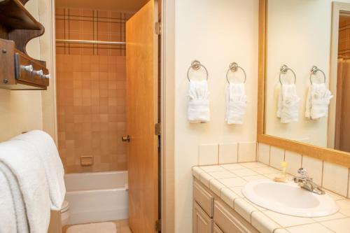 126 Ridgepoint Townhouse
