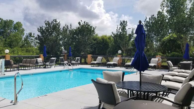 Holiday Inn Express Hotel & Suites Wilmington-university Ctr