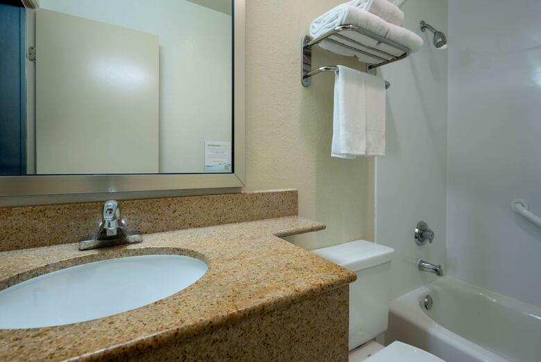 Hotel Days Inn Encinitas- Legoland Moonlight Beach