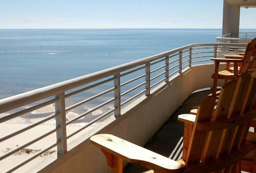 Ocean Club 1106 - Two Bedroom Apartment