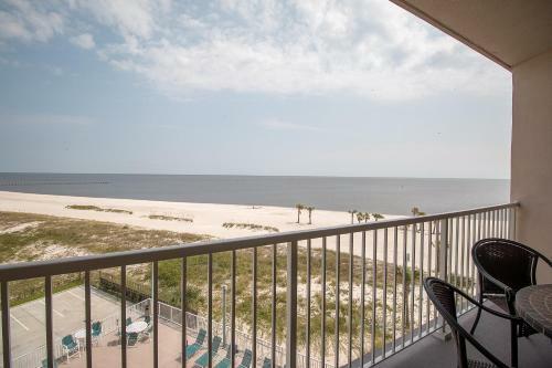 Sea Breeze 504 Deluxe - Two Bedroom Apartment