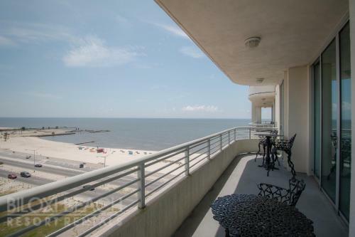 Ocean Club 706 - Two Bedroom Apartment