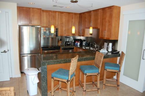 Ocean Club 606 - Two Bedroom Apartment
