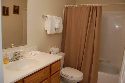 Oak Shores 160 - One Bedroom Apartment