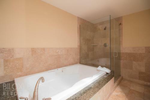 Ocean Club 703 - One Bedroom Apartment