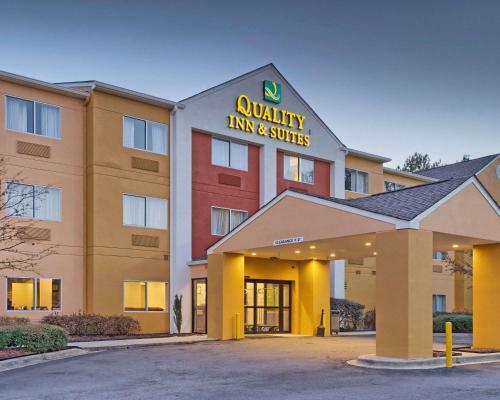 Hotel Quality Inn & Suites Birmingham - Highway 280