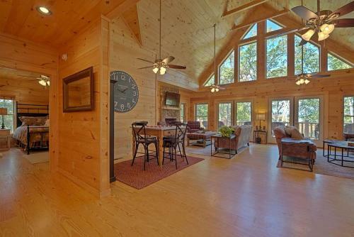High Top Mountain Lodge Cabin