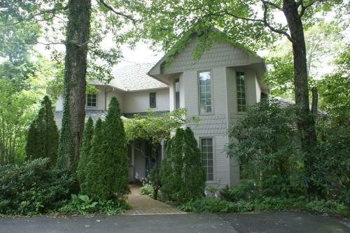 Moss Home