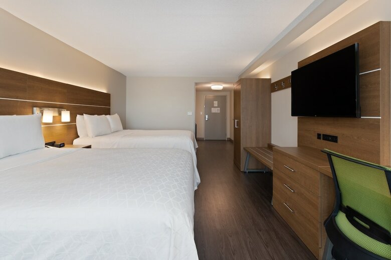 Holiday Inn Express Hotel & Suites Largo-clearwater