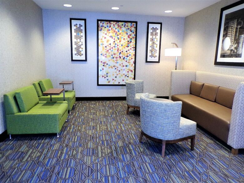 Holiday Inn Express Hotel & Suites Largo-clearwater