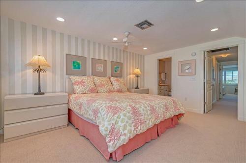 Villa Turtleback 02