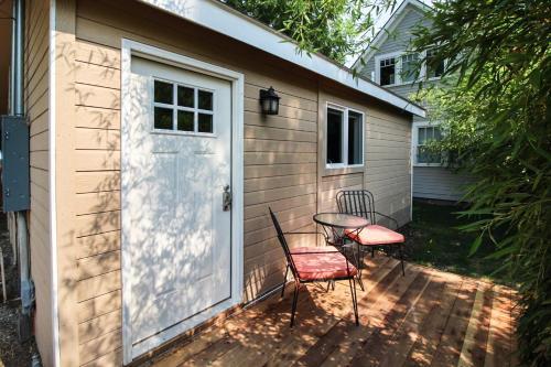 Founder's Cottage