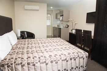 Hotel Amore Motor Lodge