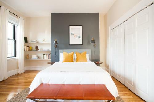 Apartamento Two-bedroom On Newbury St Apt 41