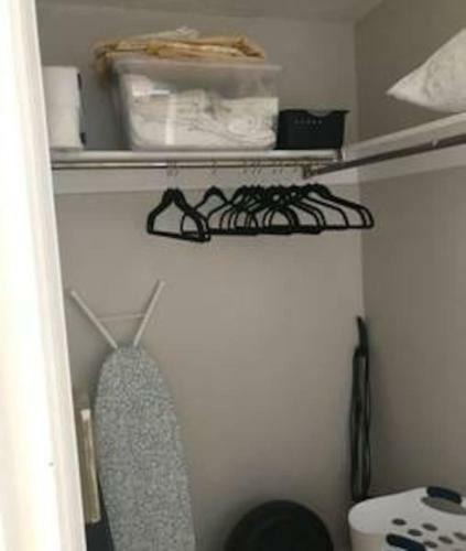 Apartamento 3. Downtown, Theatre, Chinatown 2br Sleeps 5!