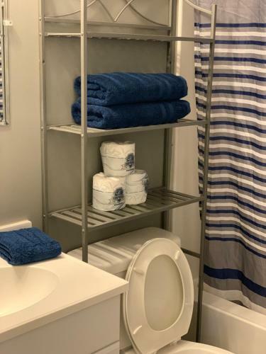 Jackson Apartments Unit B