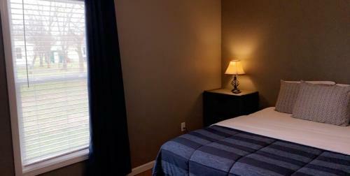 Jackson Apartments Unit C
