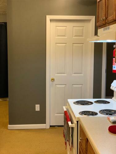 Jackson Apartments Unit C