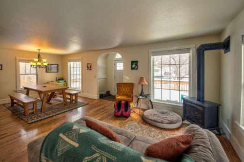 Bozeman - Cozy Downtown Hideaway