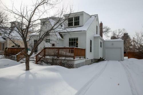 Bozeman - Cozy Downtown Hideaway