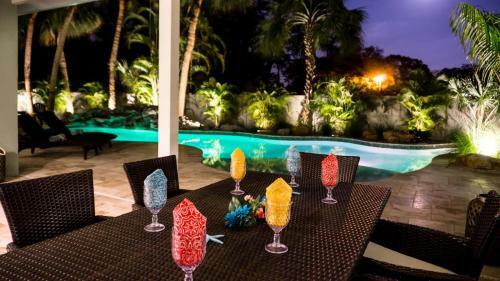 Tropical Oasis - Three Bedroom Home