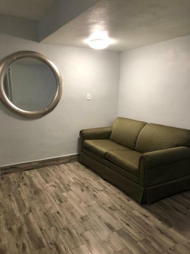 Hotel Bay Breeze Inn