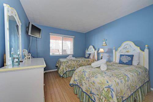 Anna Maria Island Club Unit 18s