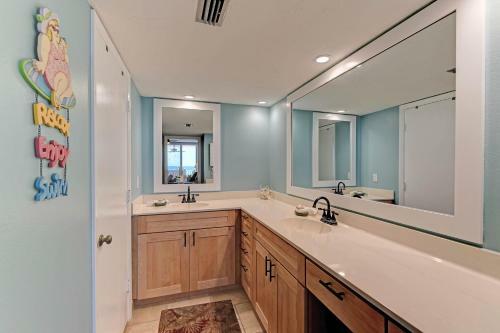 Anna Maria Island Club Unit 18s
