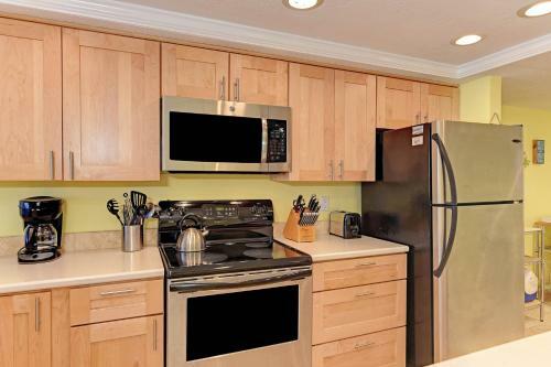 Anna Maria Island Club Unit 18s
