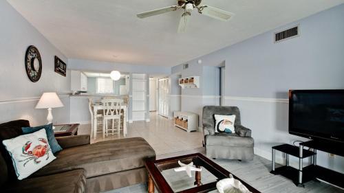 Apartamento Runaway Bay 242 - 1418878 Condo