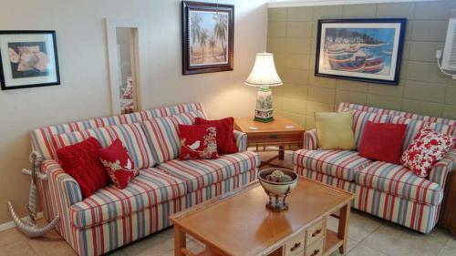 Apartamento Mermaid Manor Bungalow #58561 Duplex