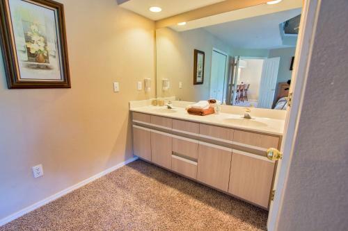 Apartamento Twilight On Taneycomo Condo