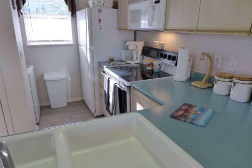 Fall Creek 2bdr Condo (34-29)