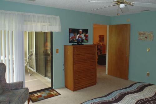 Pointe Royale Luxury Ground-floor 2bdr Condo (61-2)