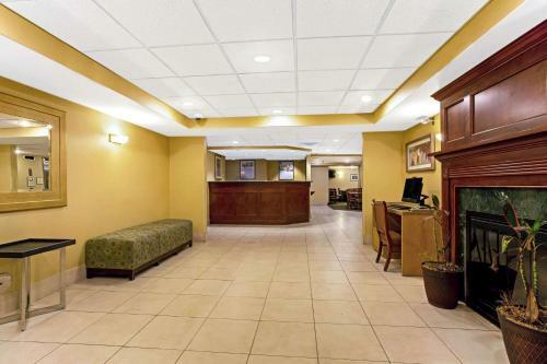 Hotel La Quinta By Wyndham South Burlington