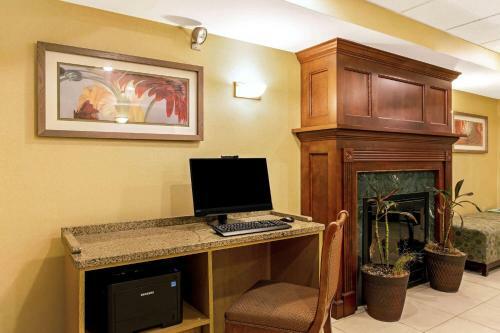 Hotel La Quinta By Wyndham South Burlington