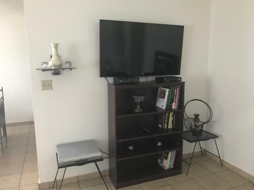 Apartamento Huge 2bd/2 Bath. Apt. Fully Furnished In Burbank