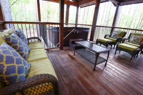 Stumbling Deer Cabin Broken Bow Cabin