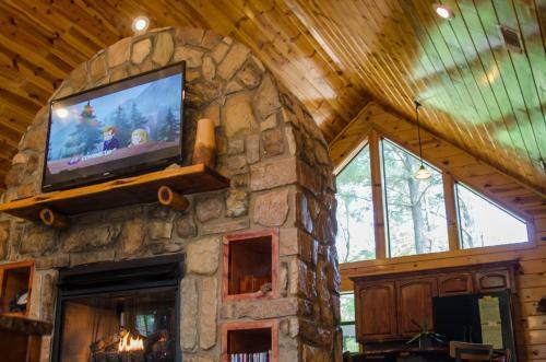 Finchs Nest Cabin Broken Bow Cabin