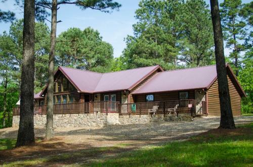 Finchs Nest Cabin Broken Bow Cabin