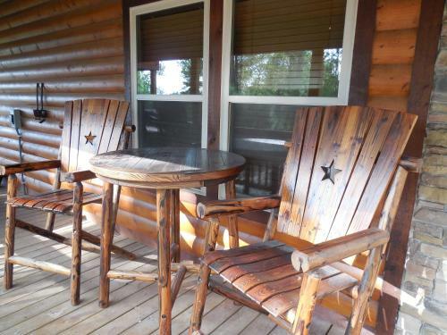 Incommunicado Cabin Broken Bow Cabin